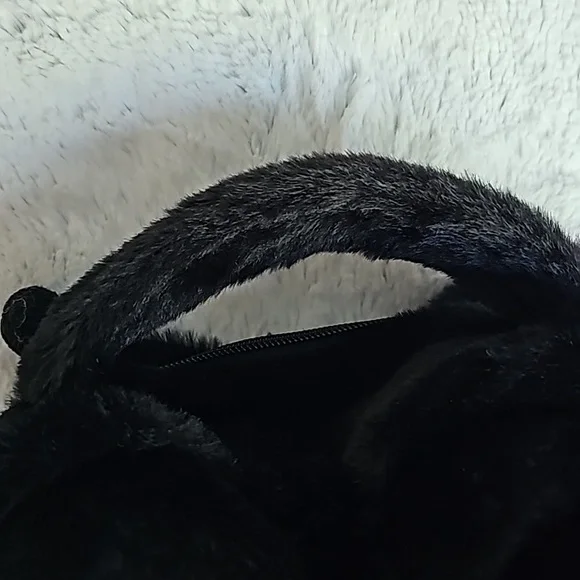 Kuromi Fluffy Makeup Pouch - Picture 3 of 7